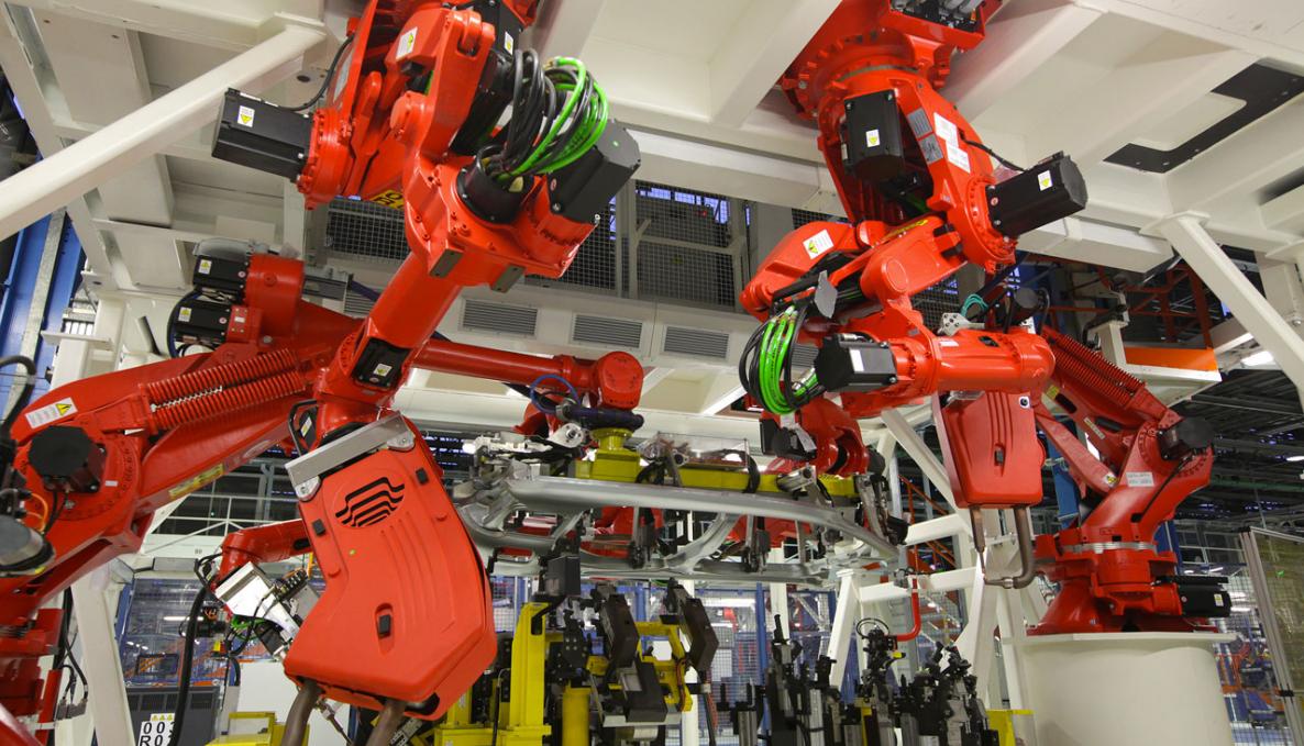 INNOVATIONS IN INFRASTRUCTURE SERVICE ROBOTS: NEW VIDEO IMAGES OF "ROBOTIC  INNOVATION FACILITIES" (RIF) UNIQUE LABORATORY IN ITALY | Scuola Superiore  Sant'Anna